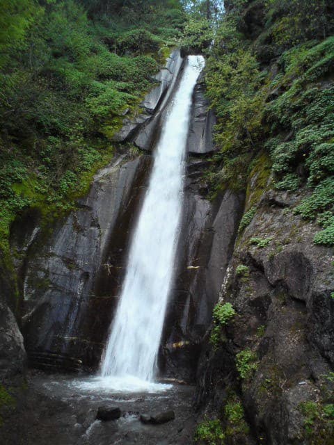 smolari waterfalls