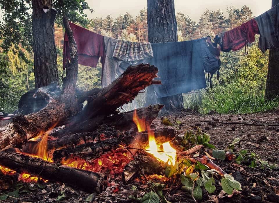 drying clothes camping