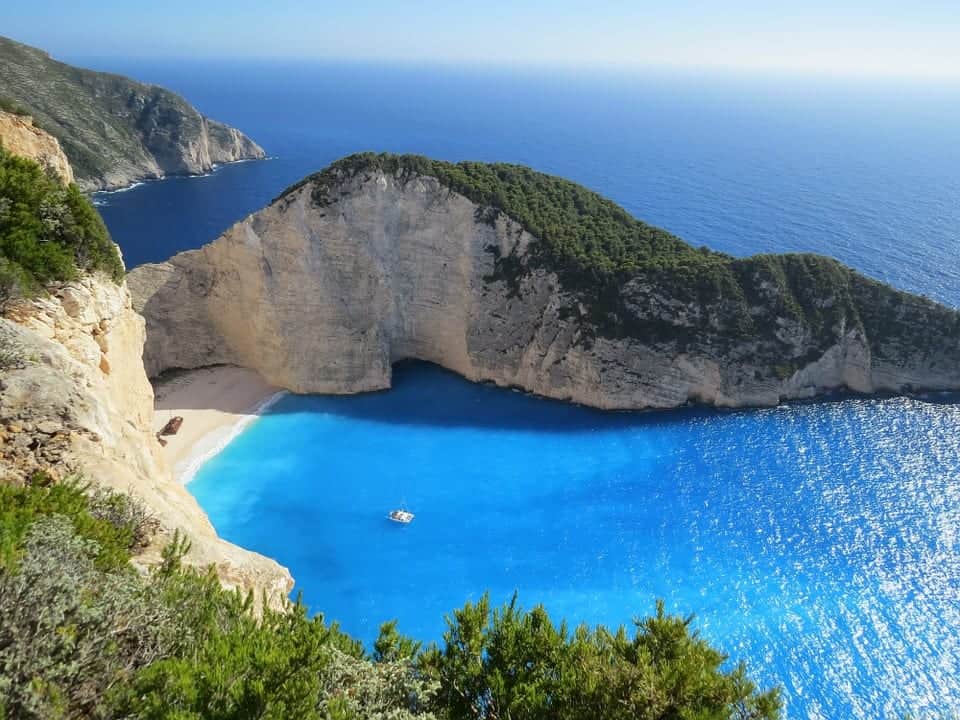 beautiful places in greece