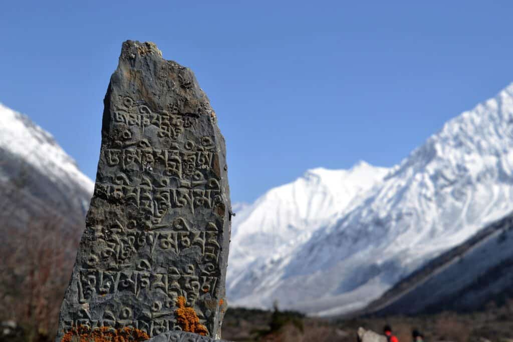 himalayas nar phu valley trek