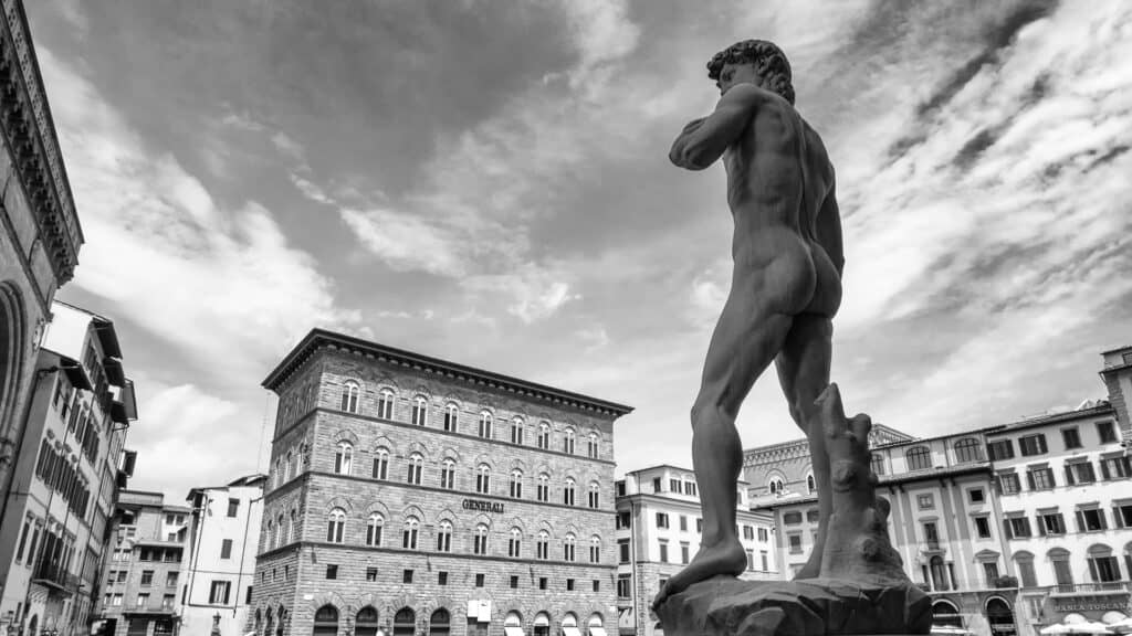 35 Fun Facts About Florence You Probably Didn’t Know 6 statur florence