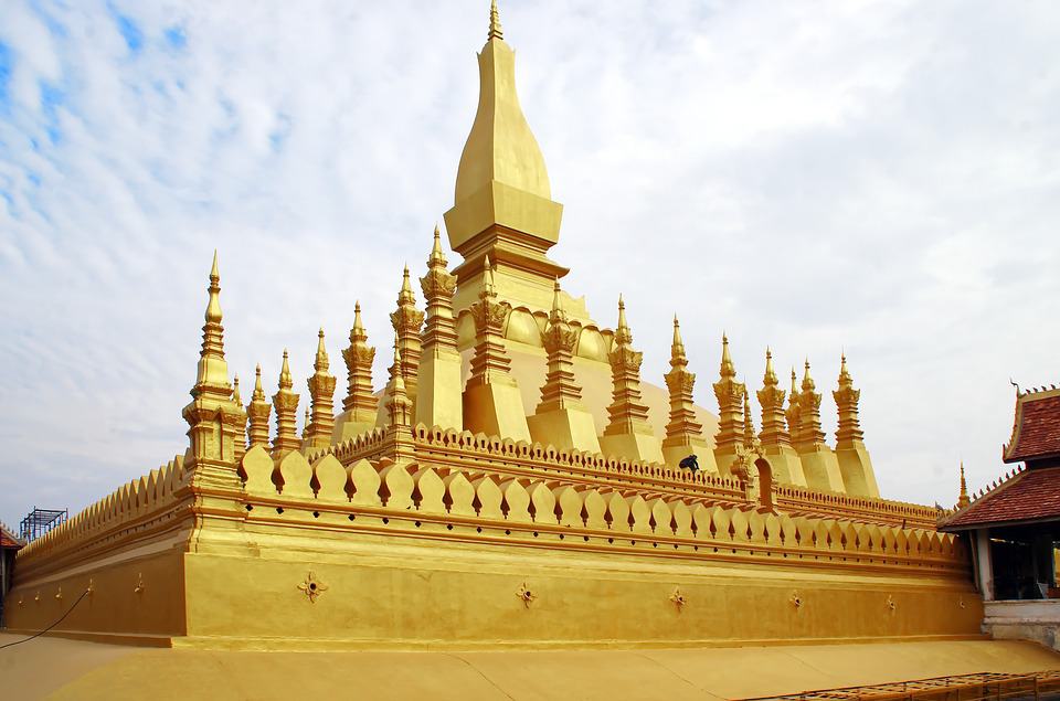 pha tat luang