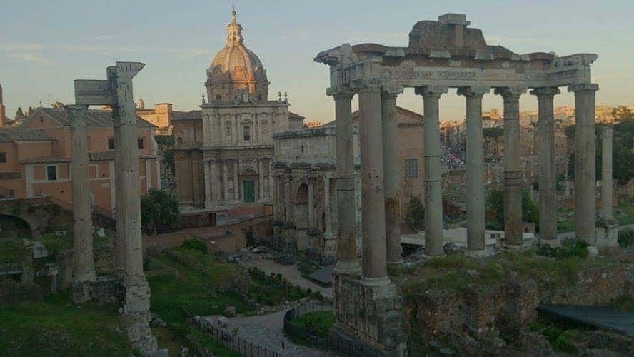 How To Spend 10 Days in Italy: 6 Amazing Itineraries 7 rome ancient ruins