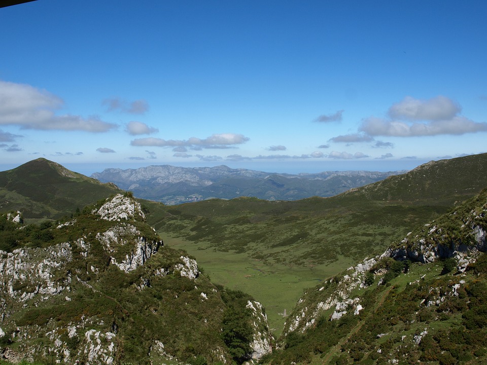 asturias mountains northern spain road trip