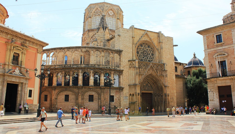 Valencia Holy Grail- A Myth or the Real Thing? 6 valencia cathedral tour
