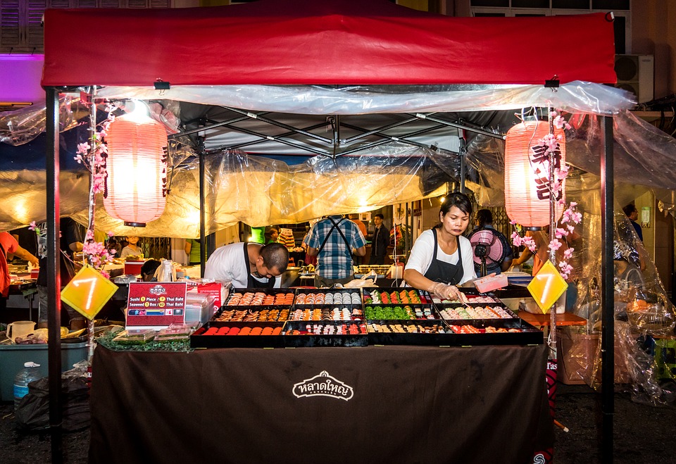 17 Exciting Chiang Mai night markets + a handful of shopping tips 14 Suan Dok Park Night Market