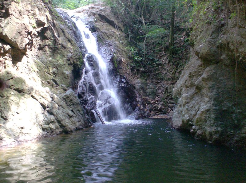 lloma grande waterfall