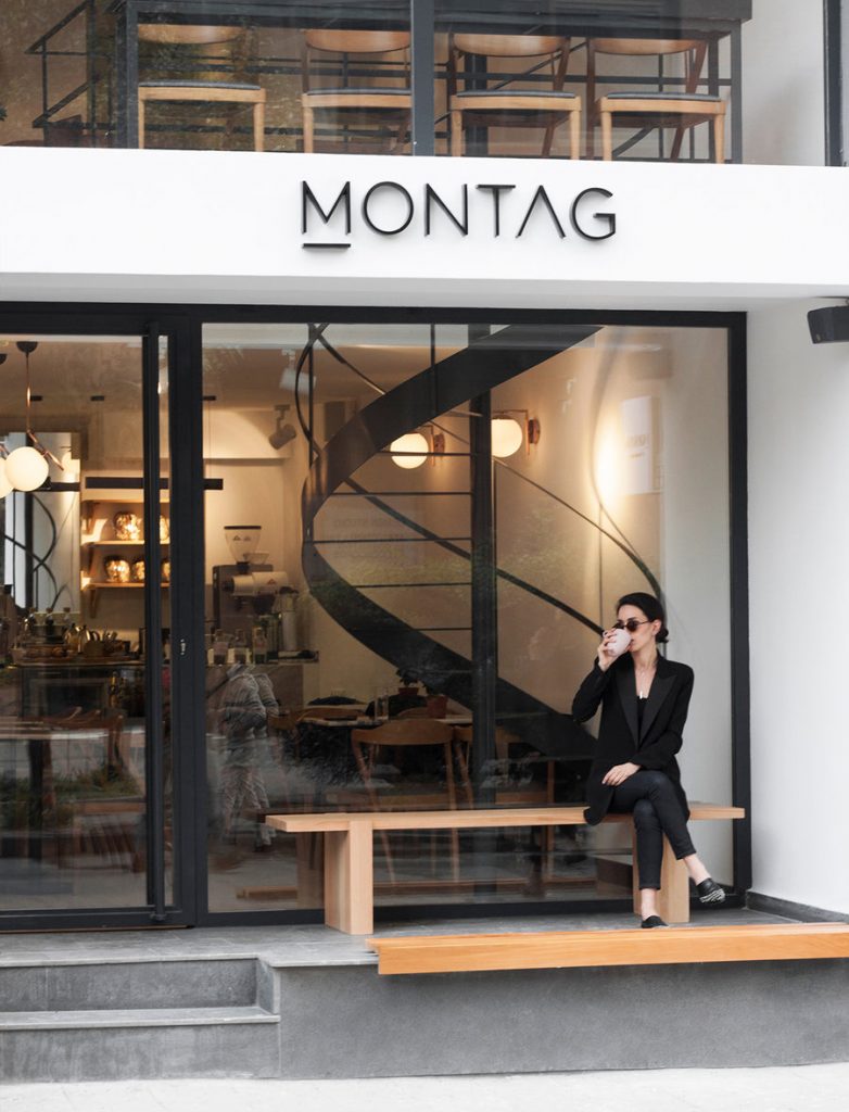 montag cafes in istanbul
