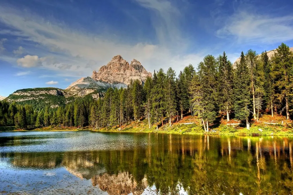 misurina hidden gems in northern italy